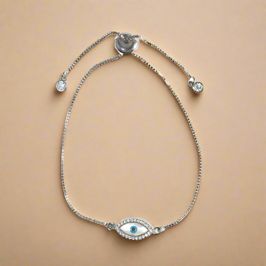 Lucky Eye Pull Bracelet